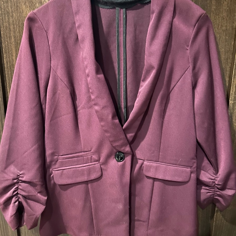 Chic Mauve Blazer